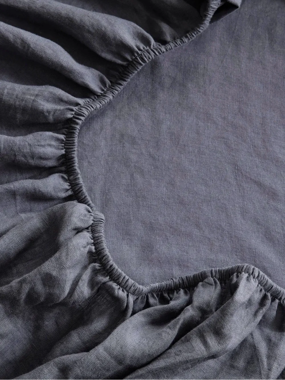 Nightfall Cal King European Linen Sheet Set - Retail $214